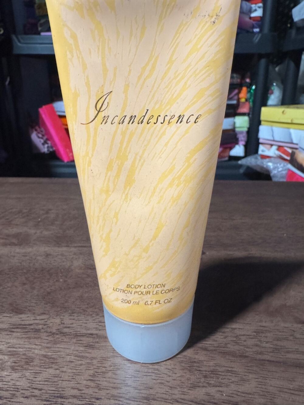 Avon incandescence body lotion 6.7 Fl Oz. *2000 Nos